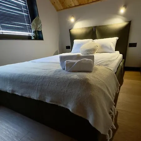 Garden Zielonki 14d Semesterbostad Bibice