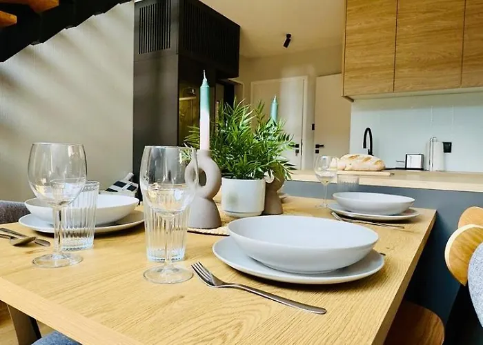 Garden Zielonki 14d Semesterbostad *